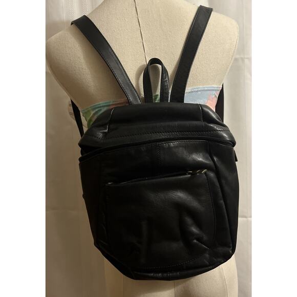 Wilsons Leather Backpack Black Leather Vintage Approx. 9” X 10” Adjustable Strap - Picture 8 of 9